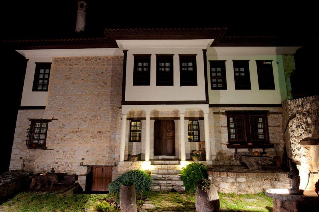 Vergoula'S Mansion Kastoria Buitenkant foto